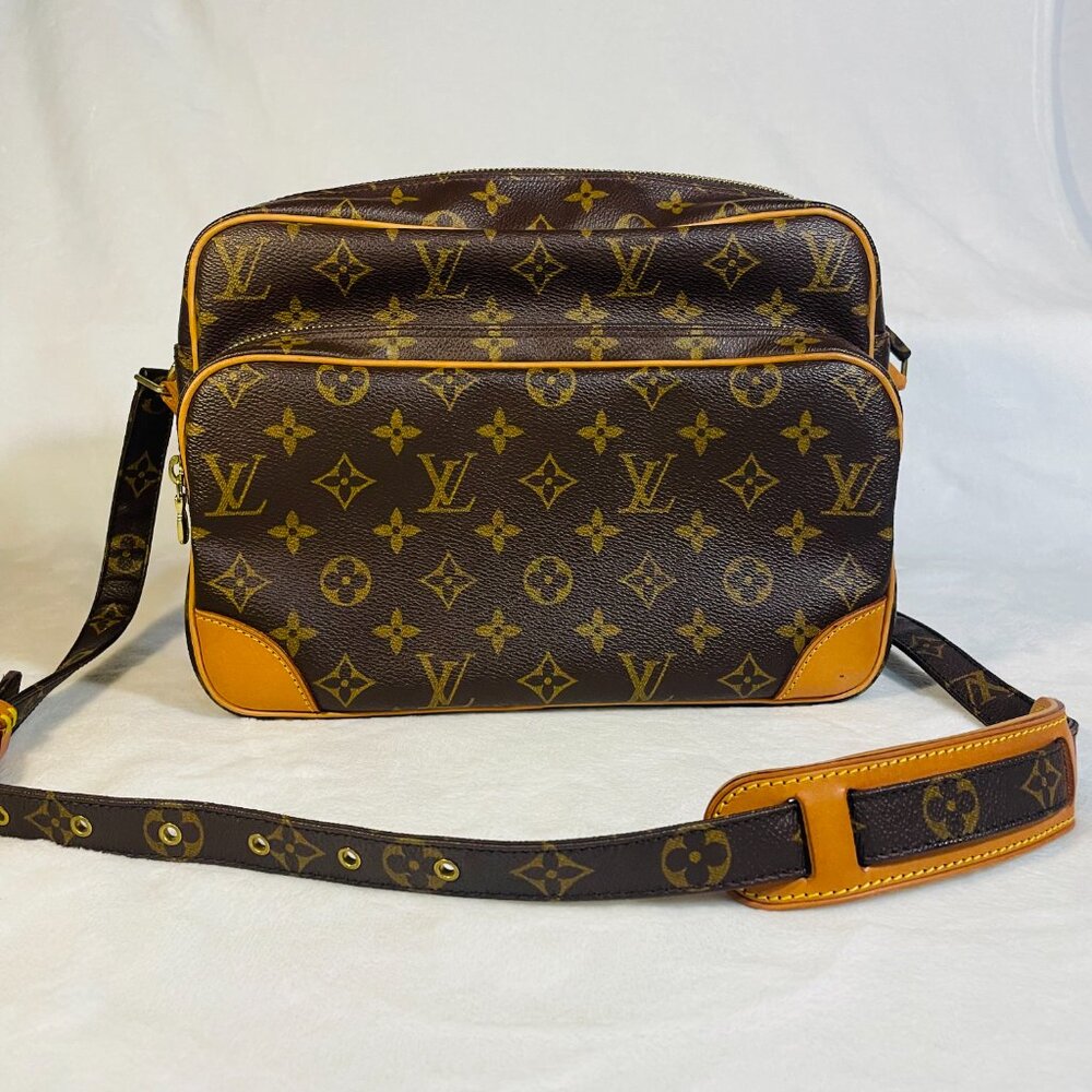 Louis Vuitton Monogram Reporter PM - Picture 2 of 2